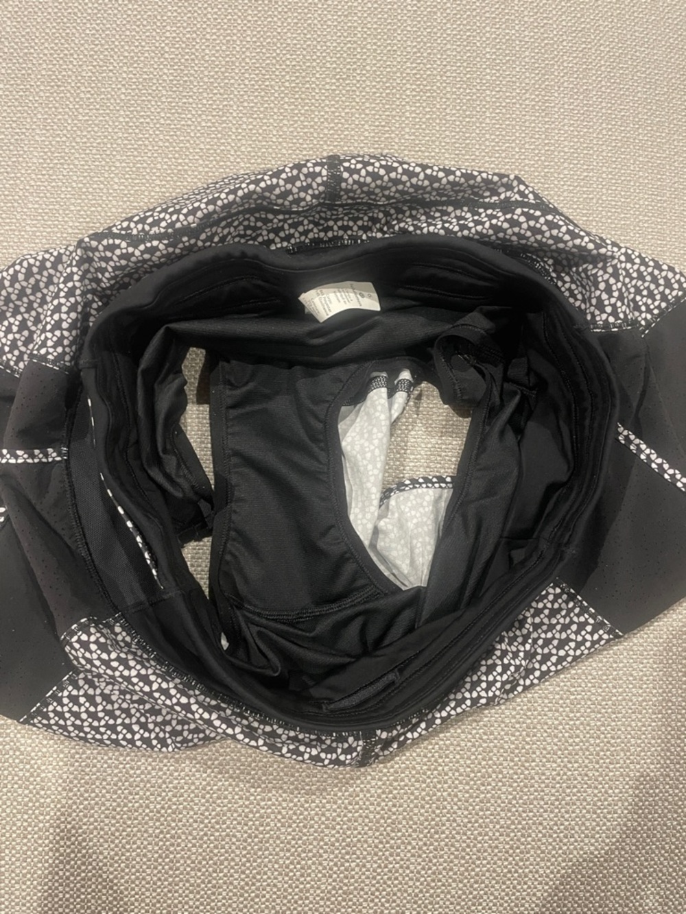 lululemon athletica Real Quick athletic shorts, size 6 - Picture 7 of 11